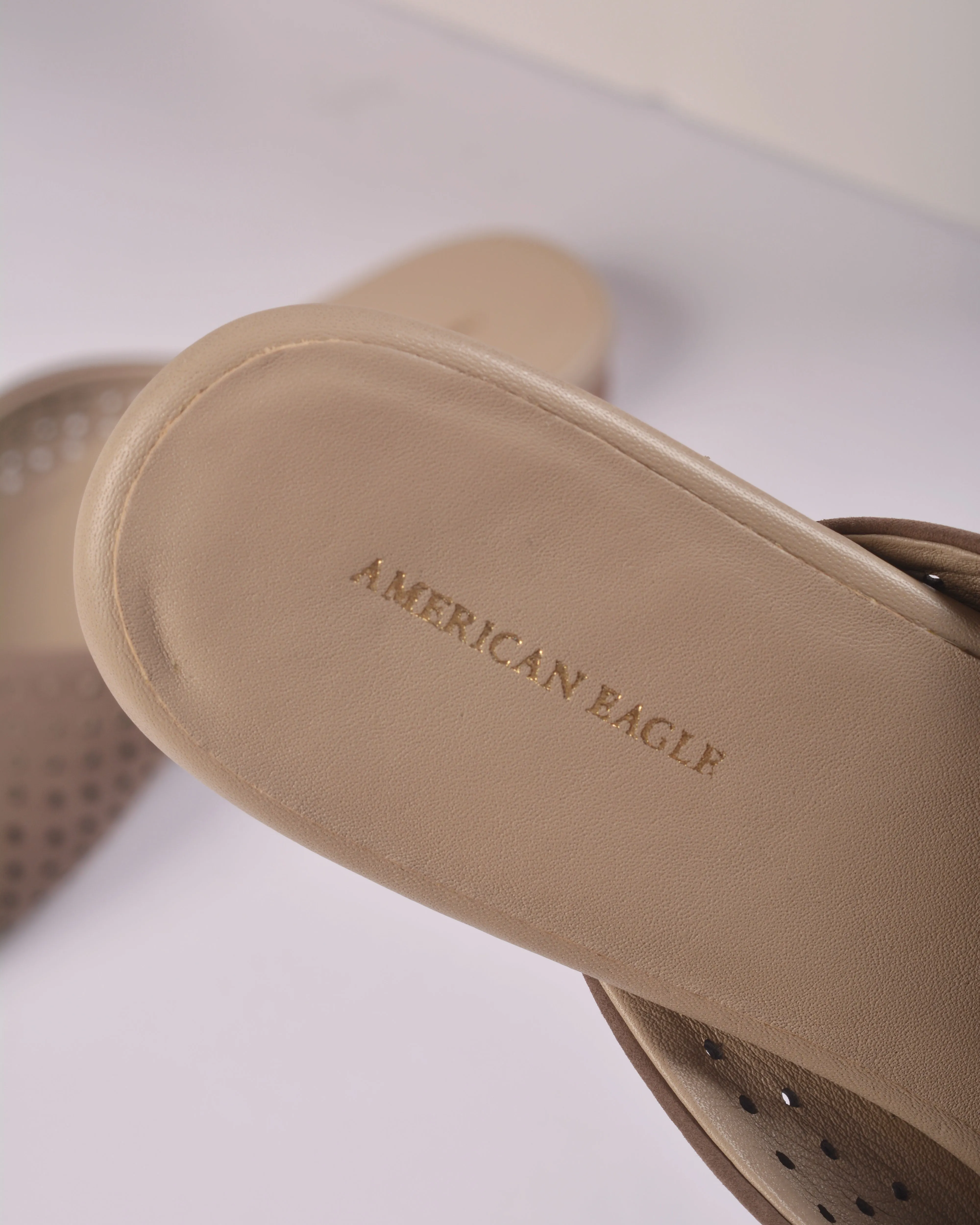 American Eagle Flat Sandal Light Brown